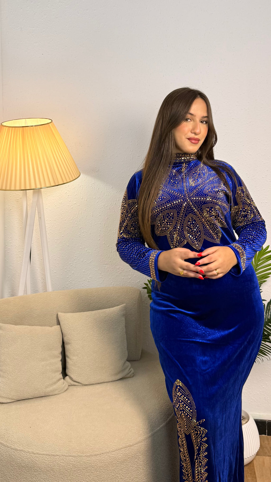 ✨ بدعية قطيفة رويال مودال وردة روب 🌹